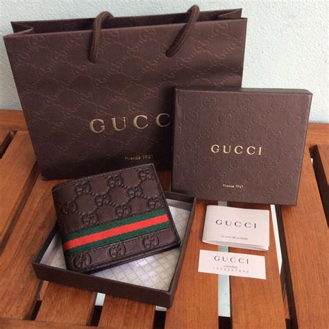 กระเป๋าสตางค์ผู้ชาย gucci